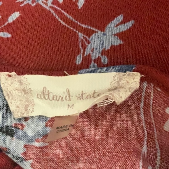 ALTAR’D STATE floral blouse with bell sleeves. Tasseled back. Size M - Picture 7 of 8